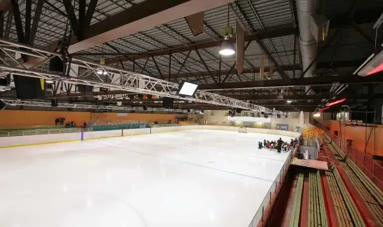 How Much Does It Cost to Build a Hockey Arena: Detailed Breakdown
