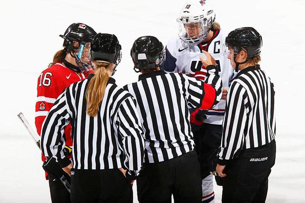 How to Become a Youth Hockey Referee